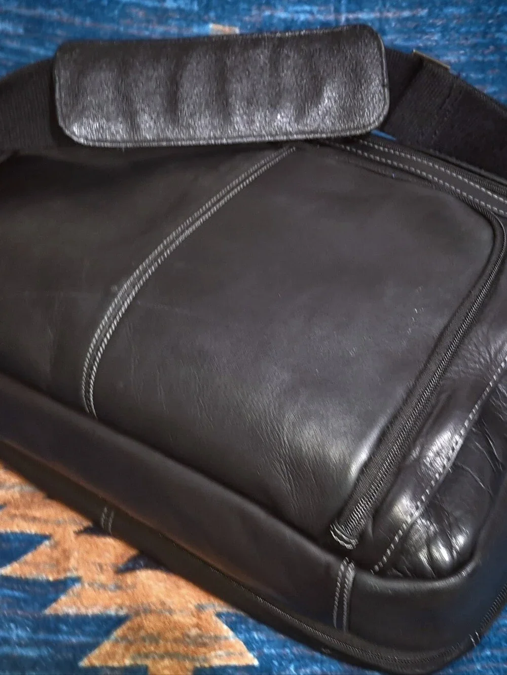 🔥Kenneth Cole REACTION 'Out of the Bag' Manhattan Colombian Leather 15.6